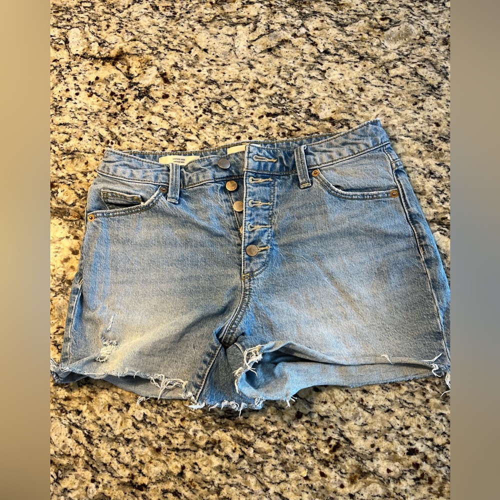 Universal Thread Jean Cut Off Vintage Midi Shorts Distressed
